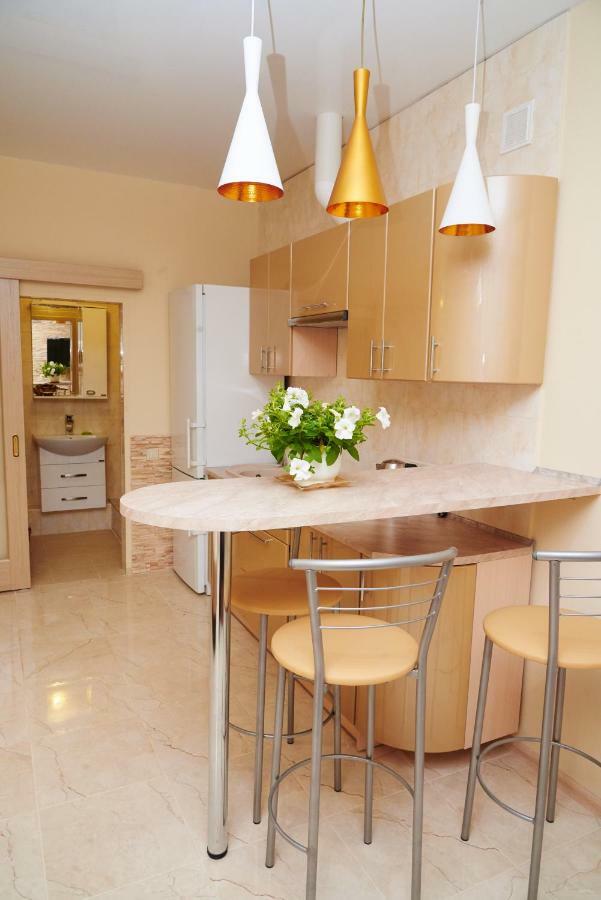 Apartments On Levanevskogo โอเดสซา ภายนอก รูปภาพ